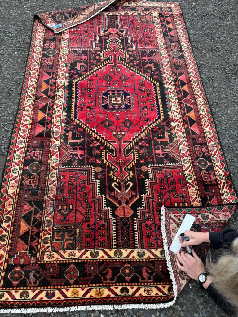 AUG4 Persian Hemerdon Laurie Village Rug