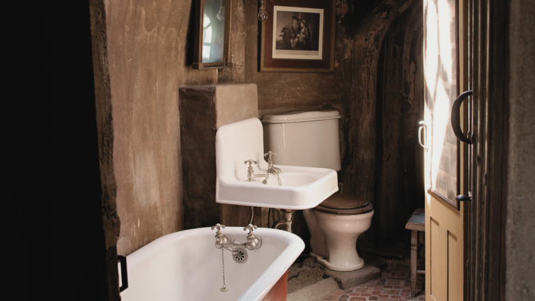 Small Bathroom Ideas: Transform Your Space with Vintage Style