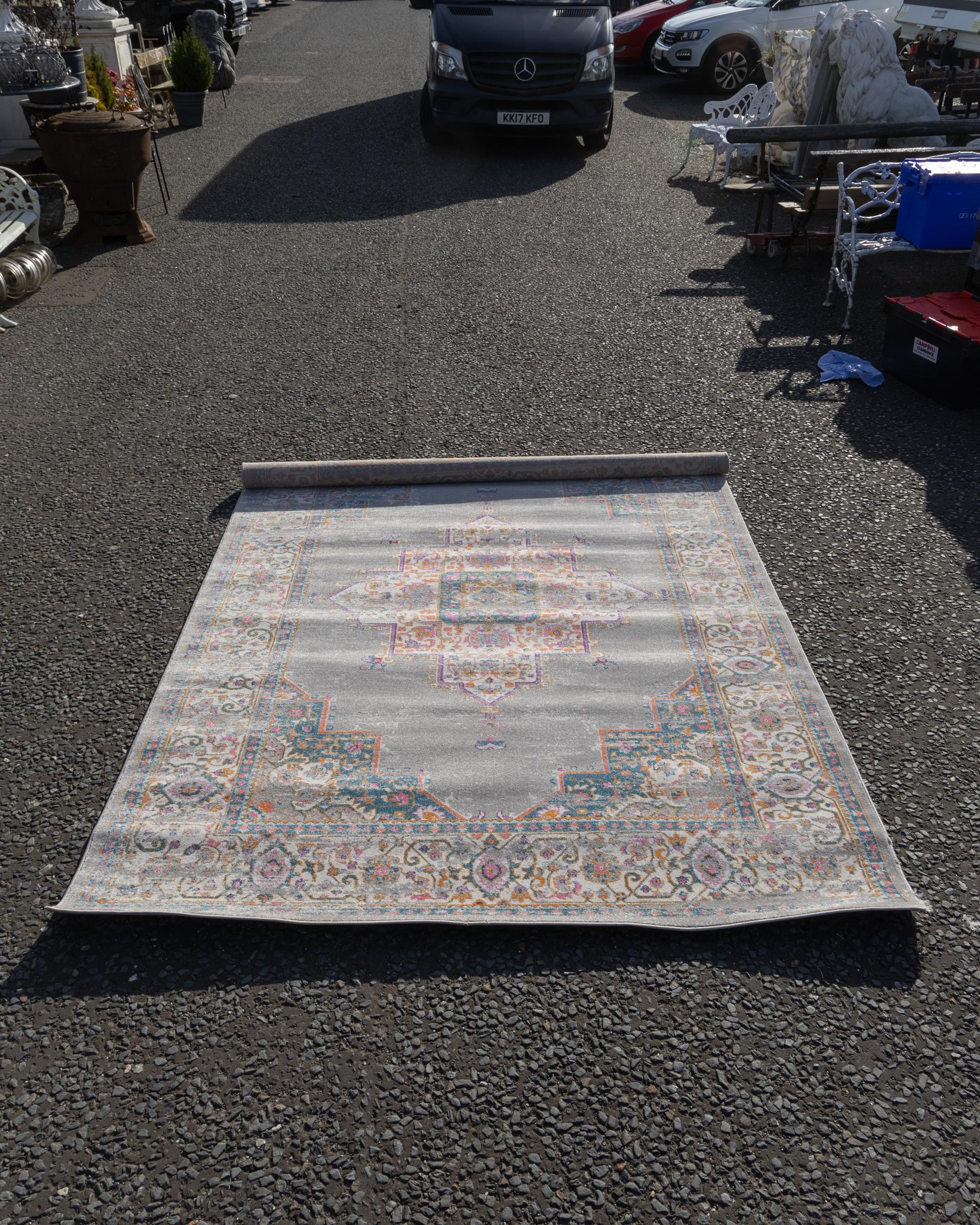 OCT01 Handcrafted Turkish Carpet in Multicolour Field