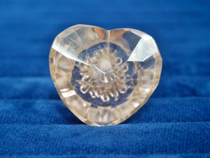 Heart-Shaped Warm Crystal Cabinet Knob