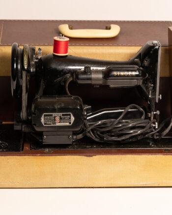Singer Machine