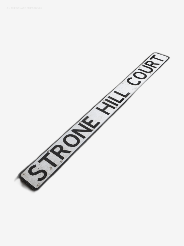 Street Sign - Strone Hill Court