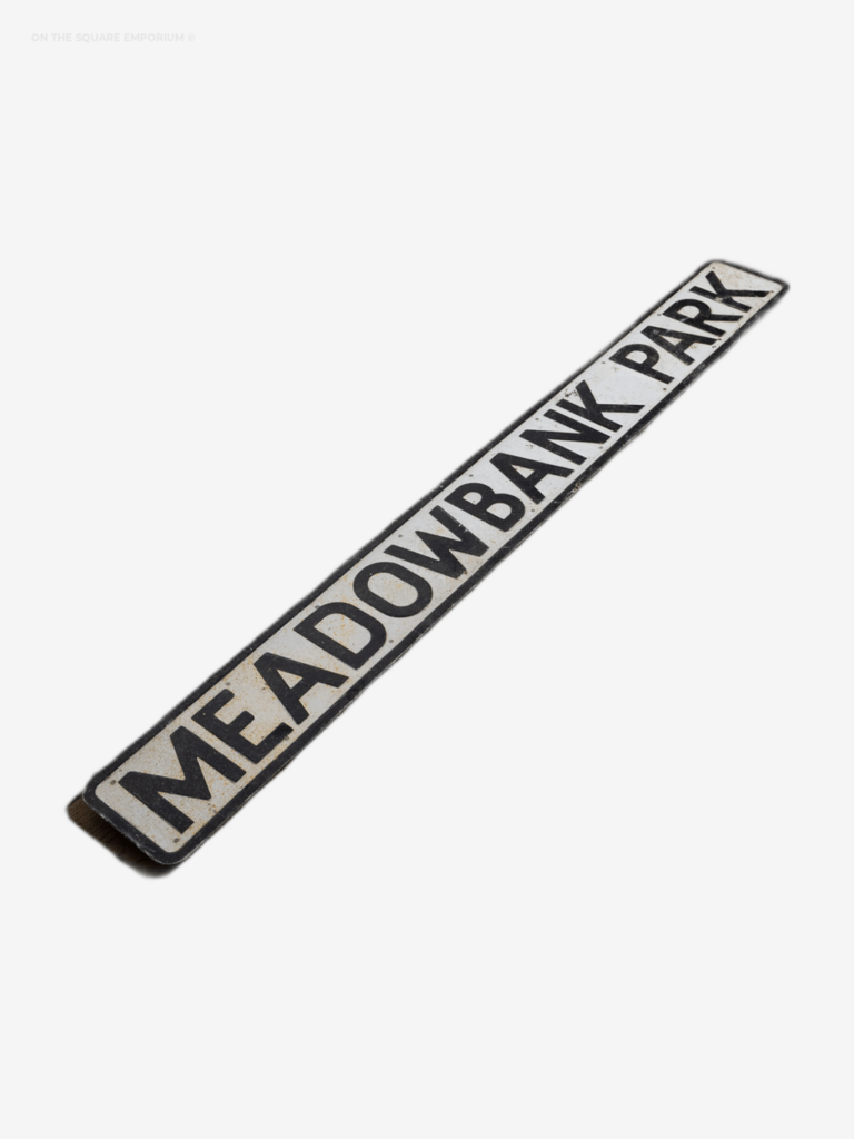 Street Sign - Meadowbank Park