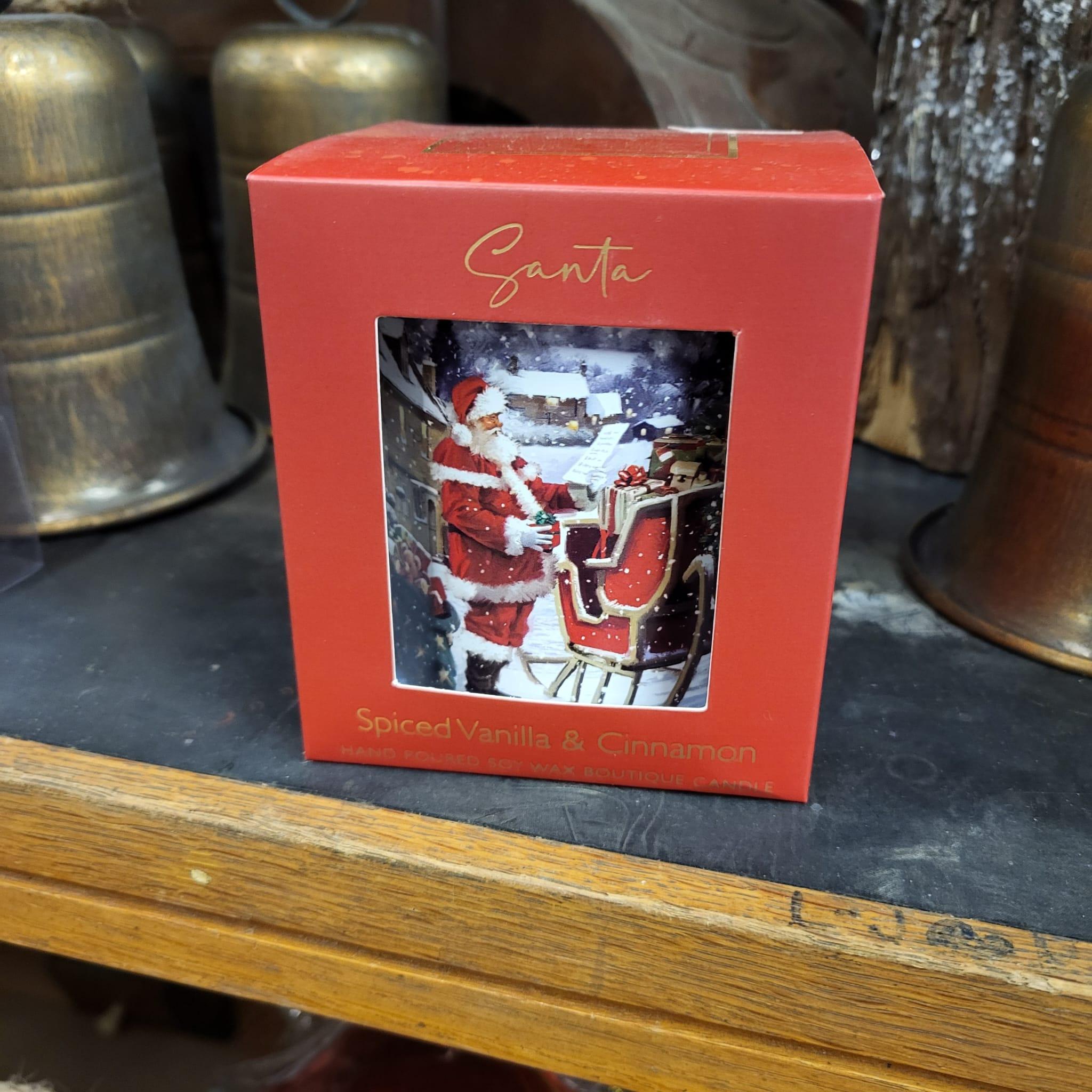 Spiced Vanilla & Cinnamon Santa candle