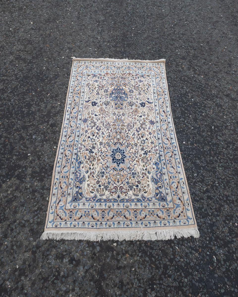 Vintage Persian Nain Wool and Silk Rug – Fine Weave ST2