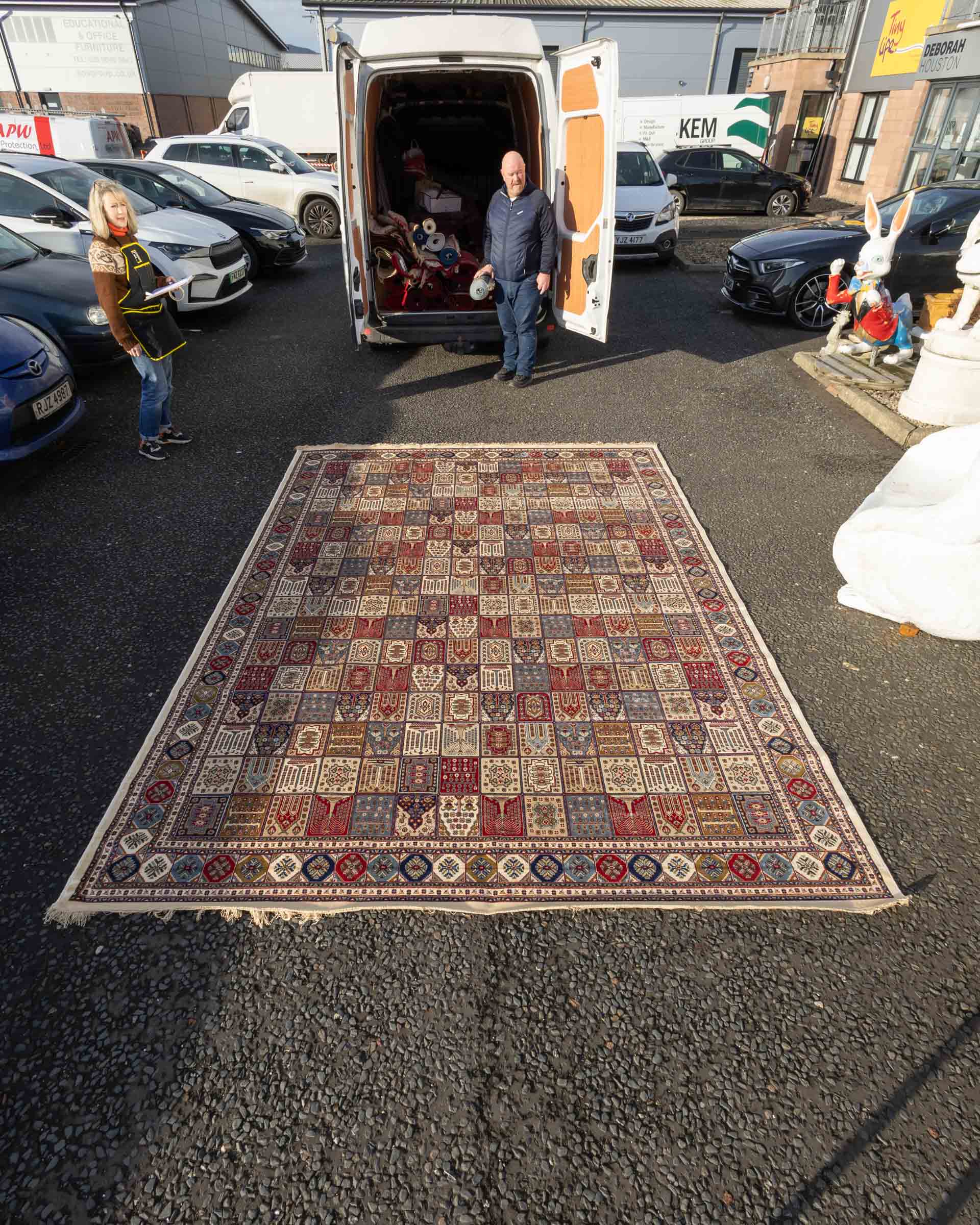 JAN05 Ivory Cashmere Panel Design Carpet