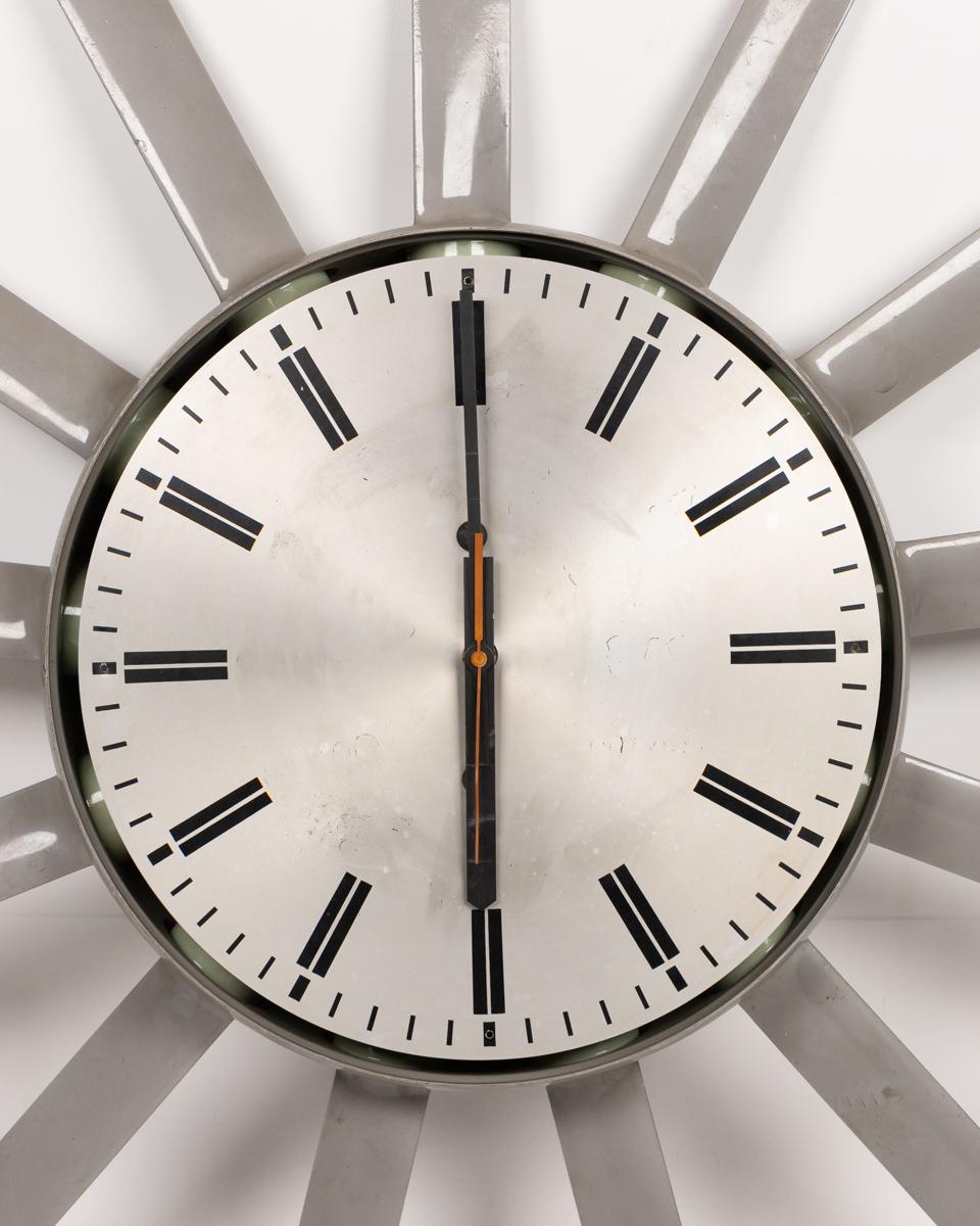 Military Propeller Wall Clock - Image 3