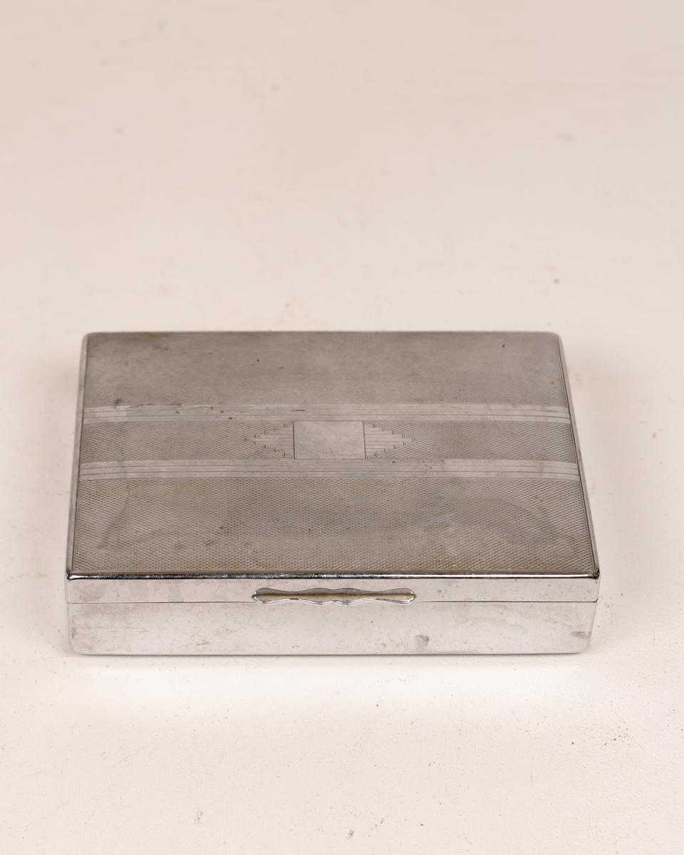 Vintage Metal Cigarette Case