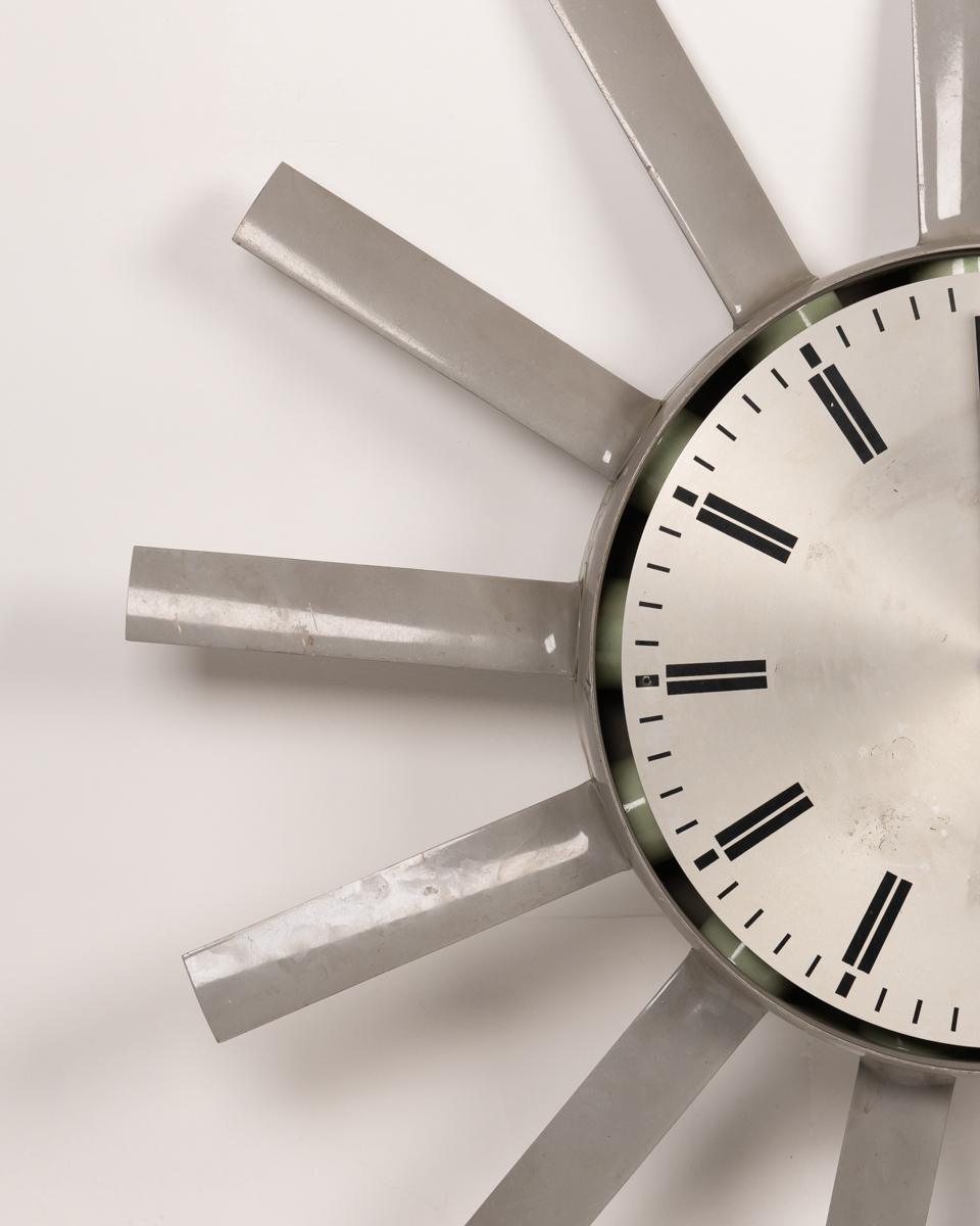 Military Propeller Wall Clock - Image 2