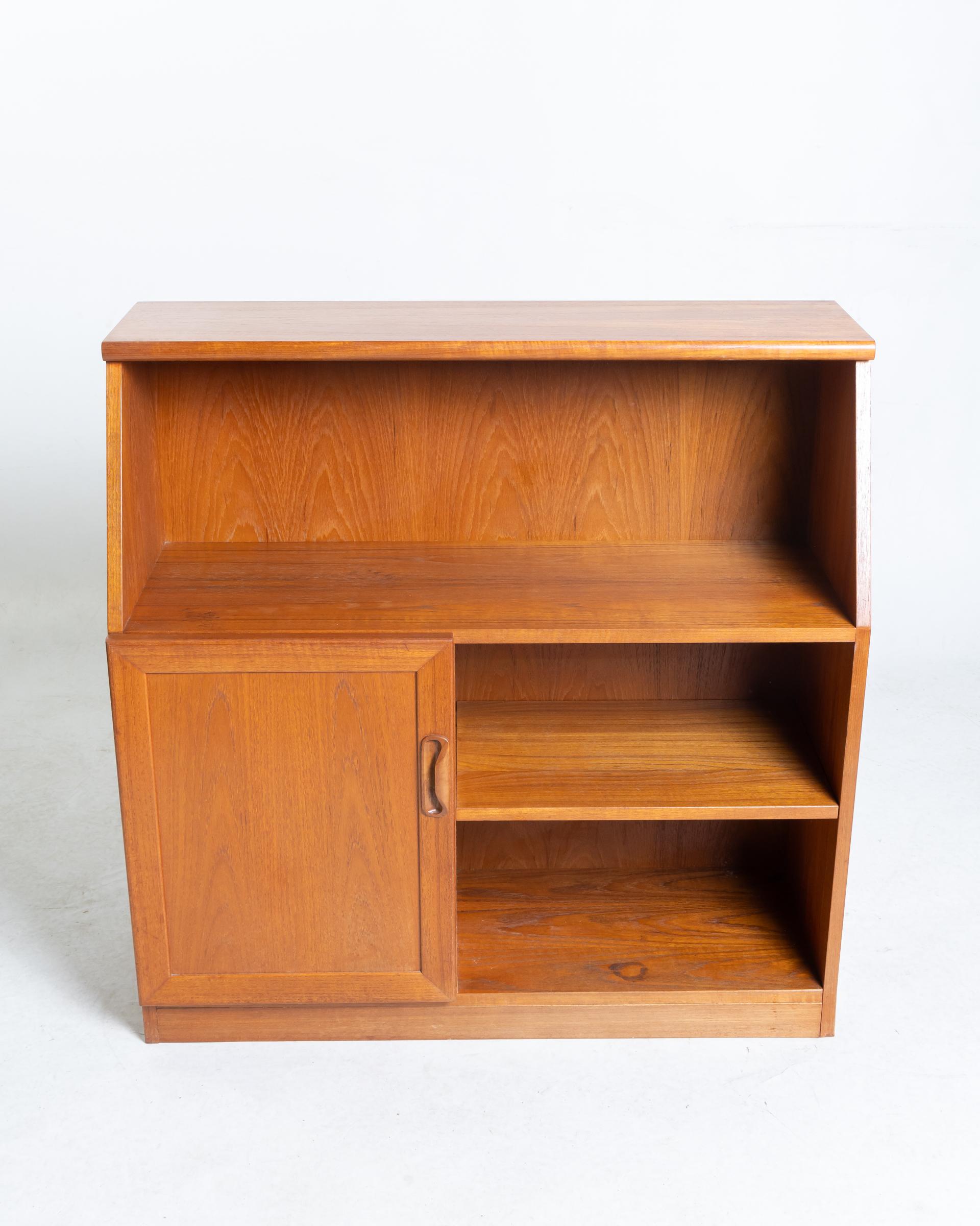 Mid Century Teak Bookcase with Cabinet