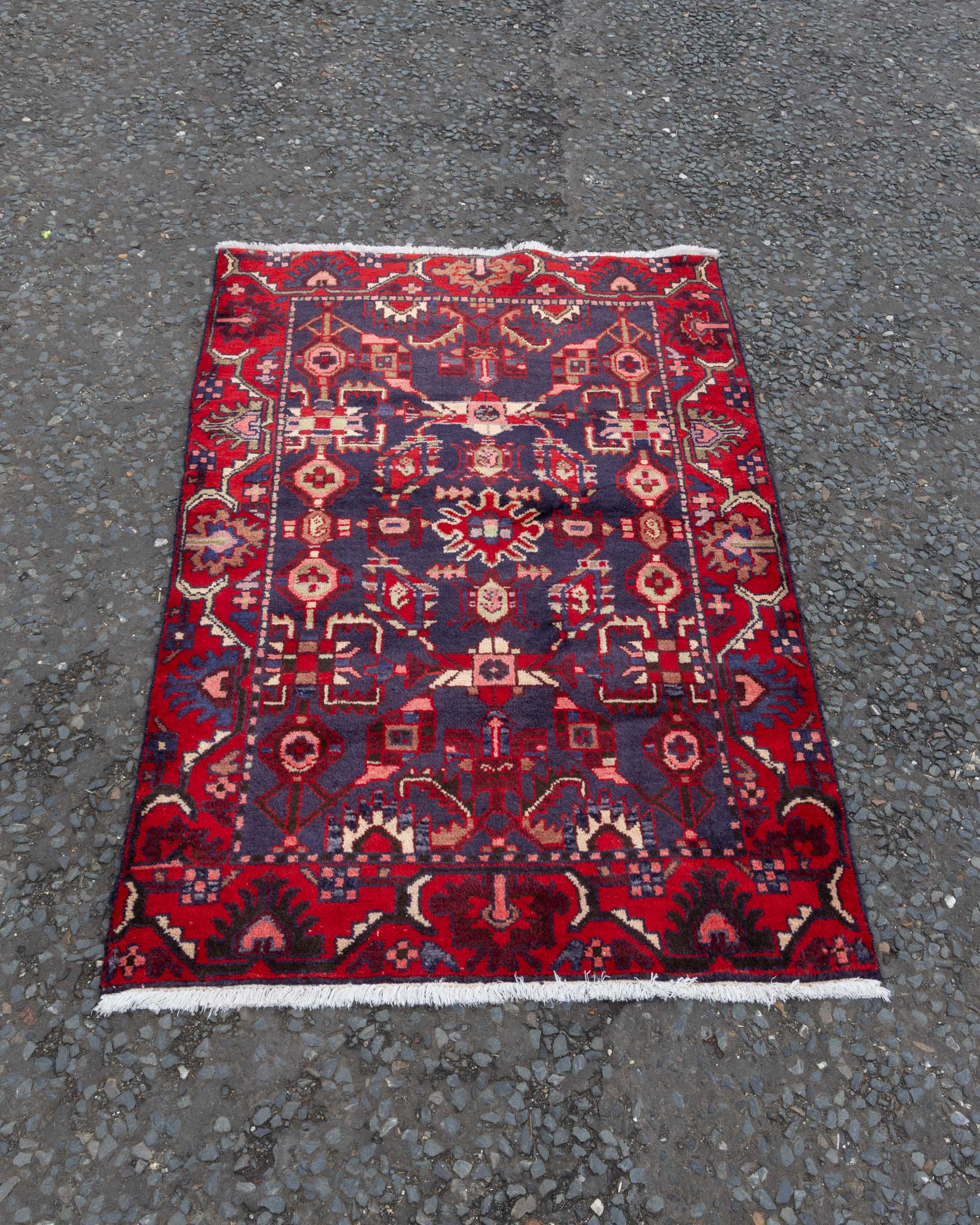 ST06 Handwoven Persian Hamadan Rug in Rich Blue