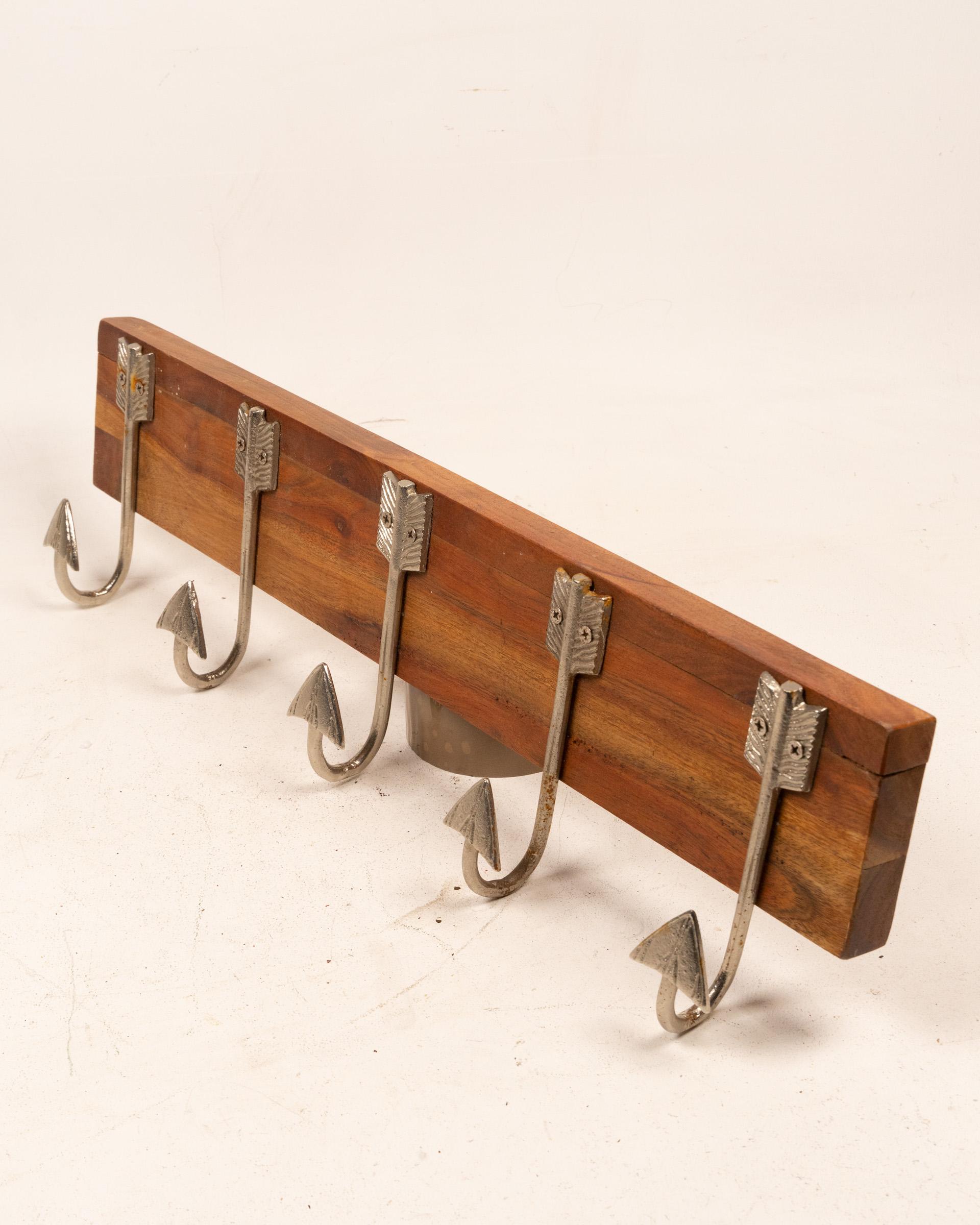 Set of Five Arrow Design Mounted Hooks On The Square Emporium