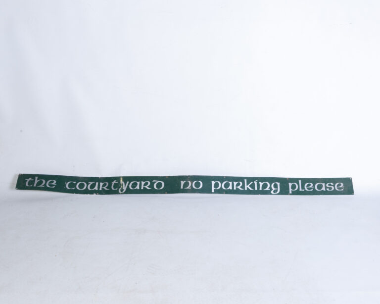 'The Courtyard No Parking Please' Metal Sign