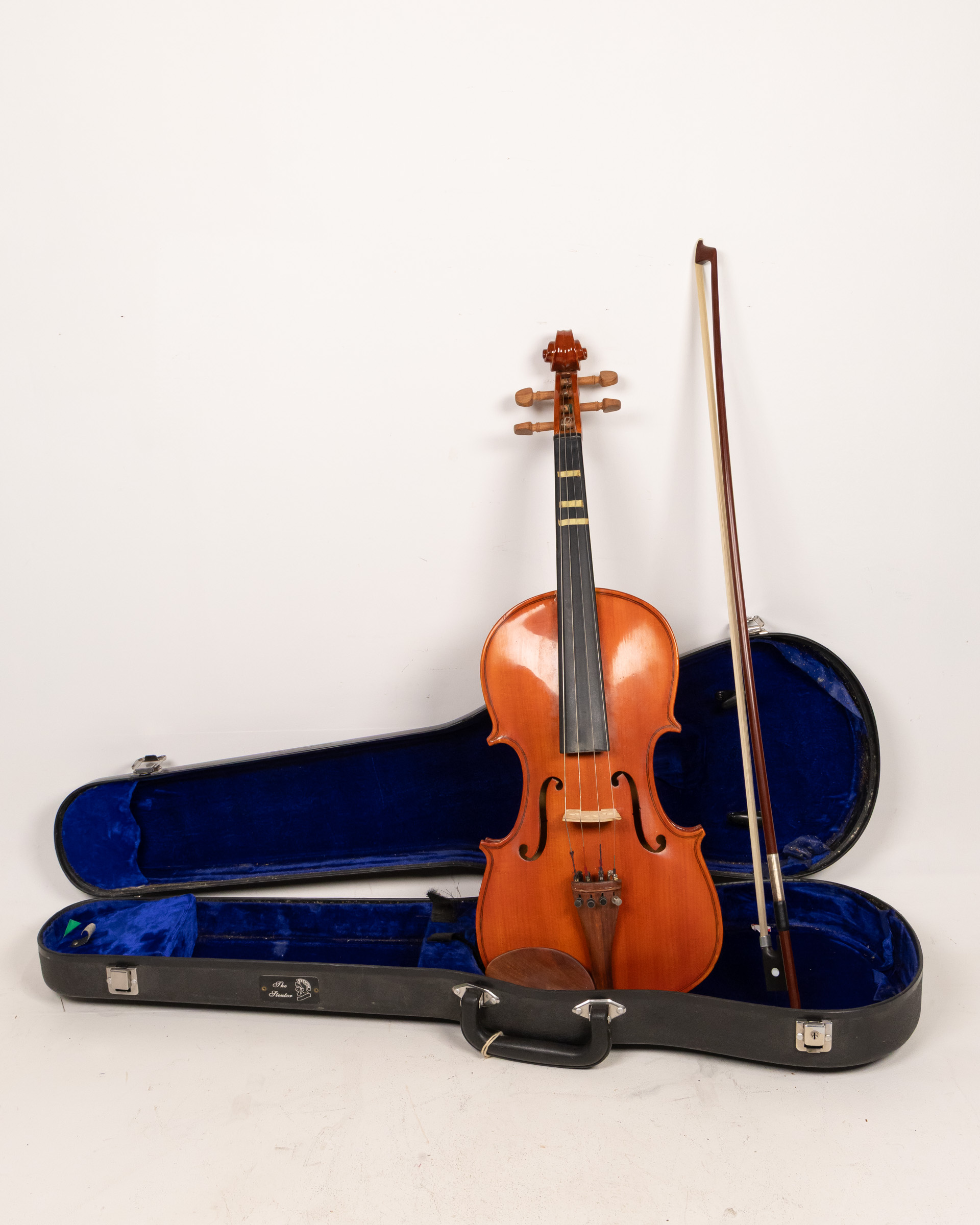 Stentor Student Violin With Case & Bow [Various]