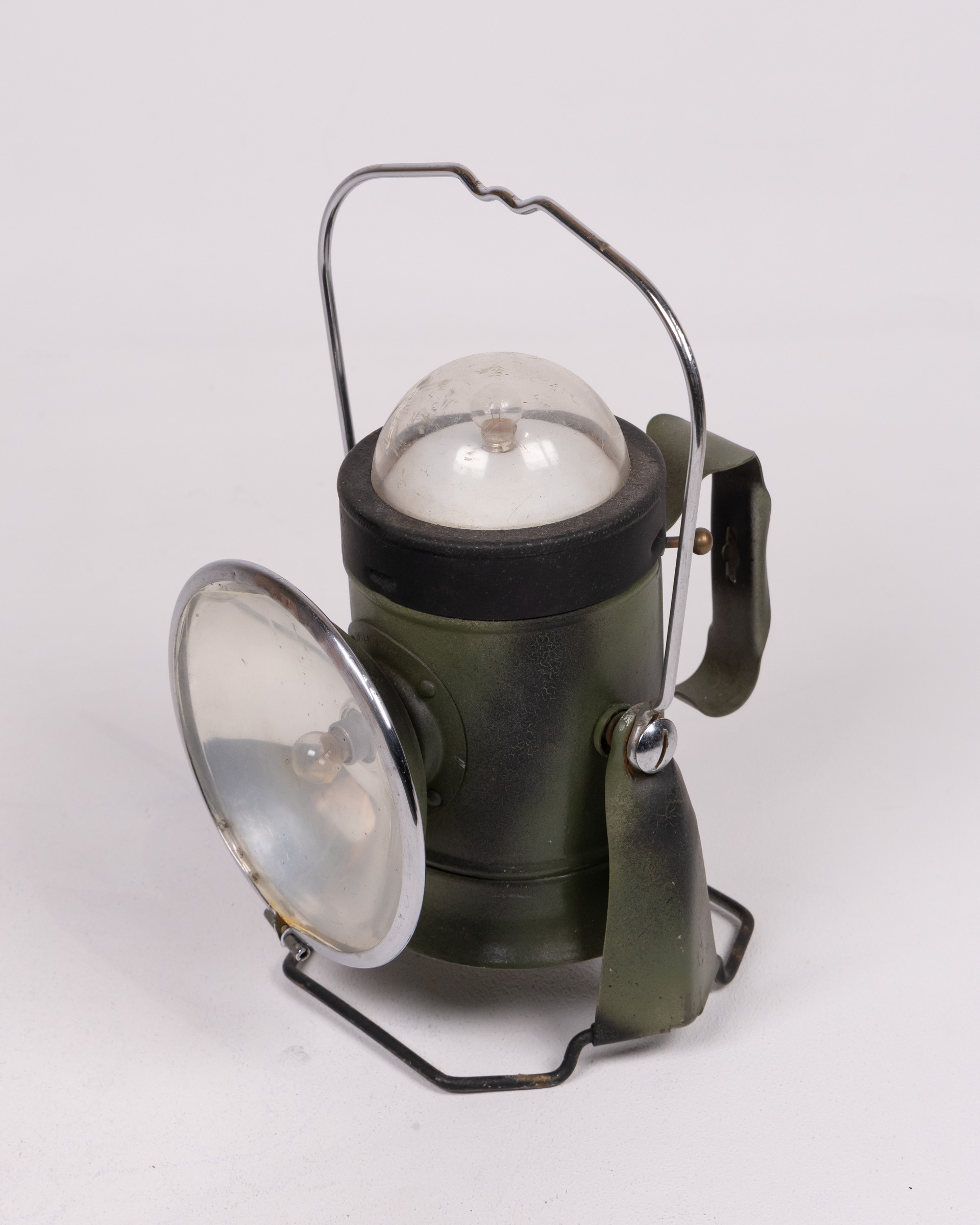 Vintage Ever Ready Green Military Lamp