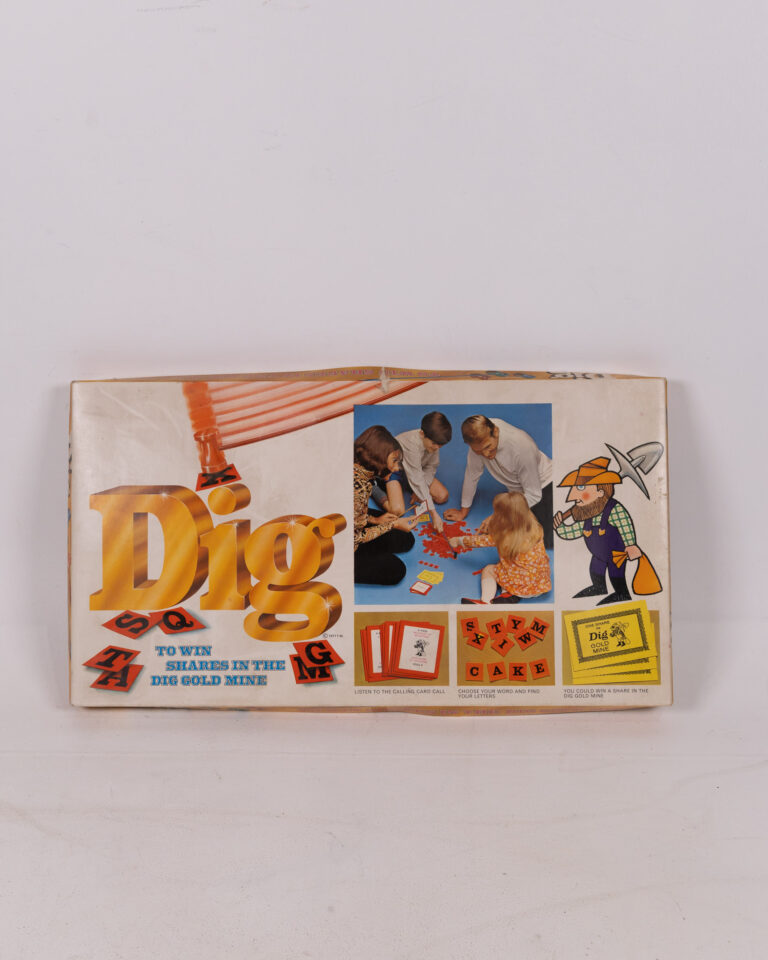 Vintage 1971 'Dig' Family Board Game