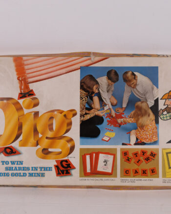 Vintage 1971 ‘Dig’ Family Board Game