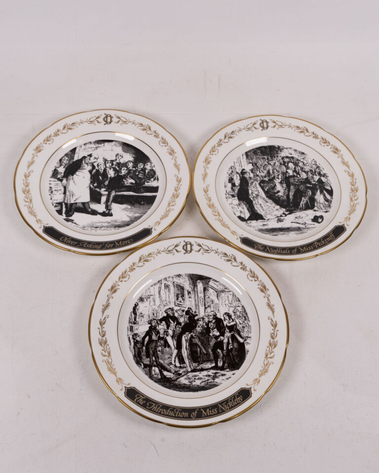 Set of 3 Wedgwood 'Dickens Fellowship Collection' Decorative Plates