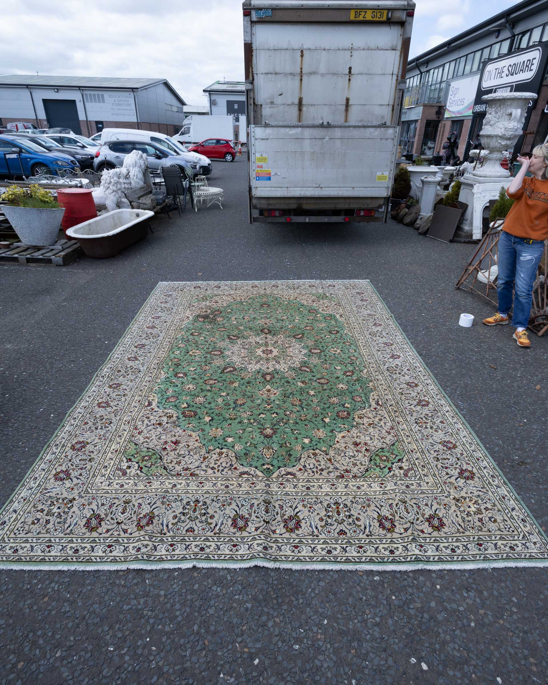 MAY2506 Very Large Vintage Handwoven Persian Kashann Carpet with Unique Colours