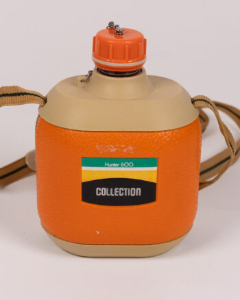 Vintage Hunter 600 Collection Orange & Beige Plastic Canteen