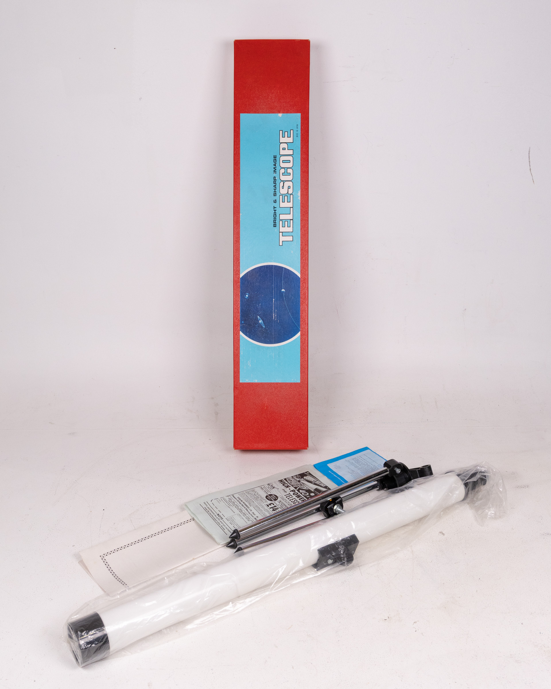 Vintage ‘Bright & Sharp Image’ Telescope 40×40 with Original Box