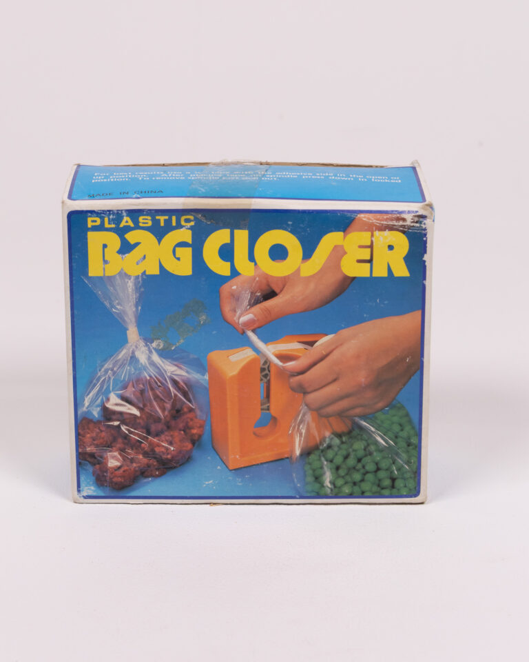 Vintage Plastic Bag Closer in Original Box - Retro Kitchen Gadget