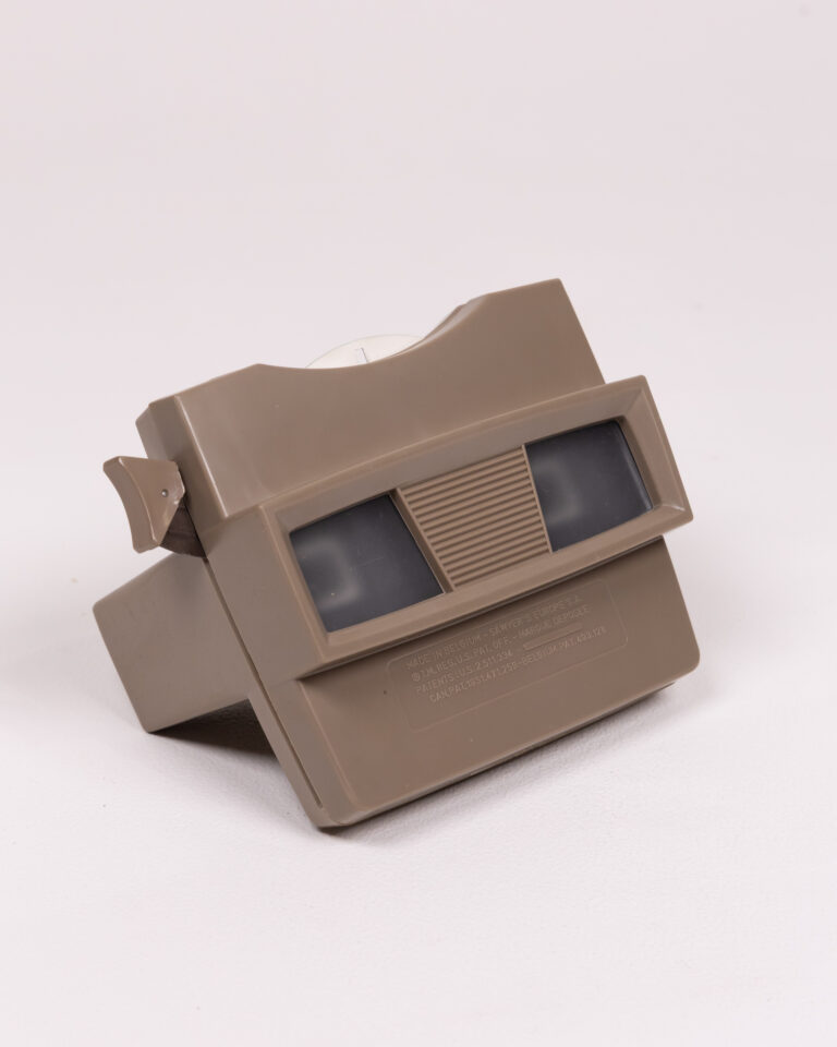 Vintage Sawyer's View-Master Model G Brown Plastic Stereo Viewer