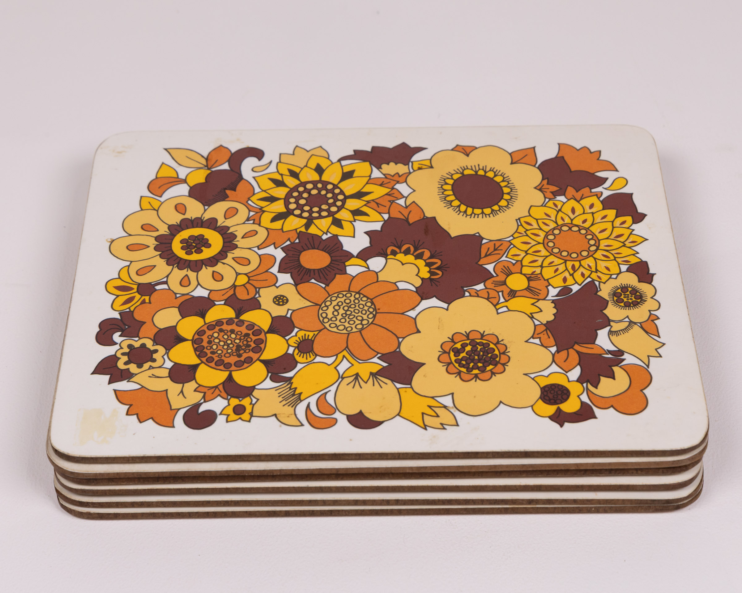 Set of 6 Vintage 1970s Floral Place Mats - On The Square Emporium