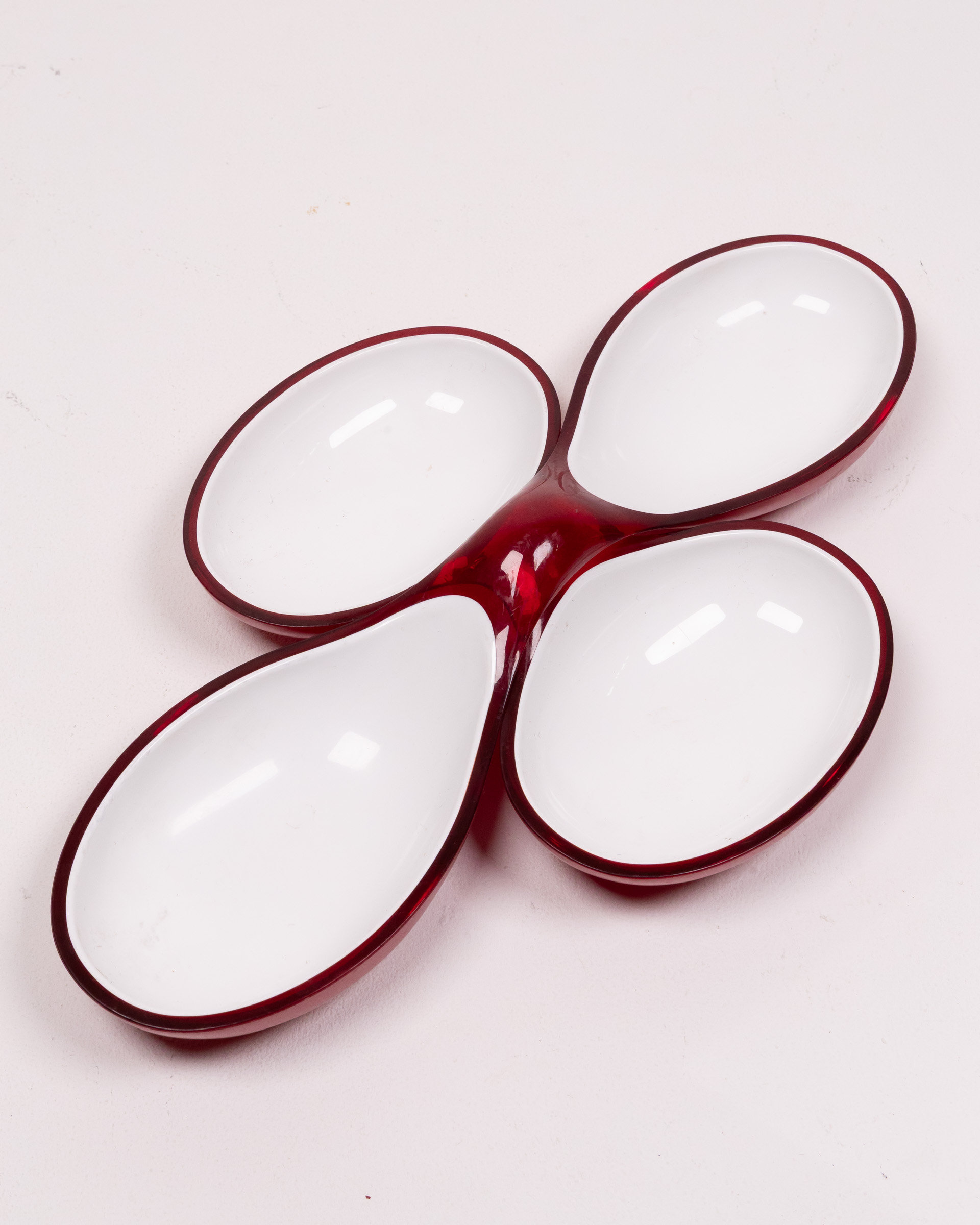 Vintage Guzzini Red Resin 4-Compartment Serving Bowl, Clover Design