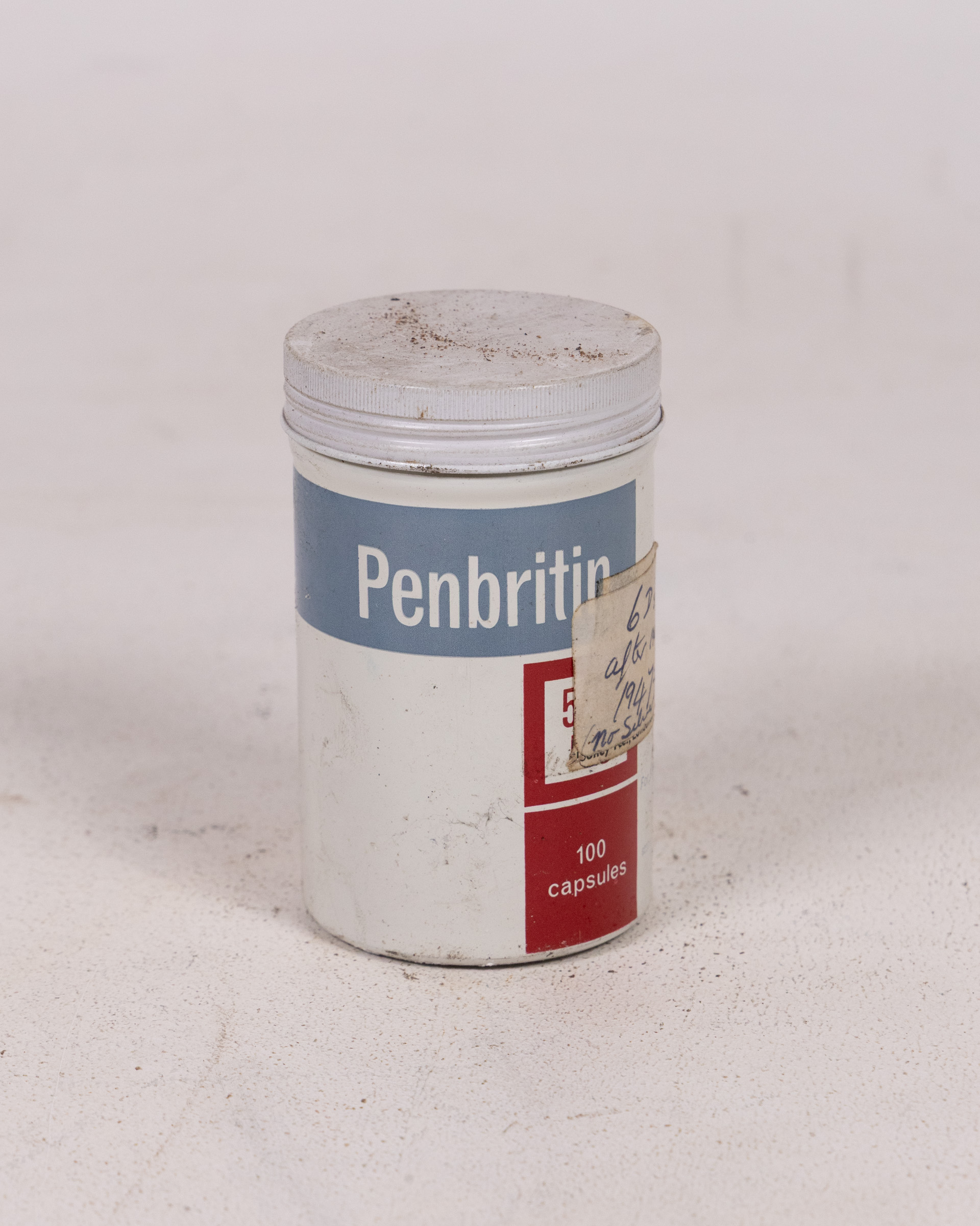 Vintage Beecham Research Laboratories Penbritin Medicine Tin with Label