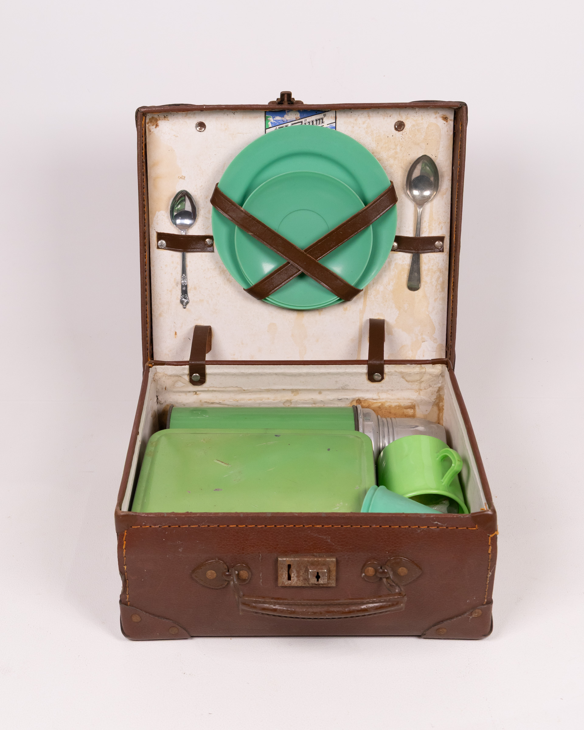 Vintage Stadium Picnic Set, Green Plates Cups & Flask, Suitcase Carrier