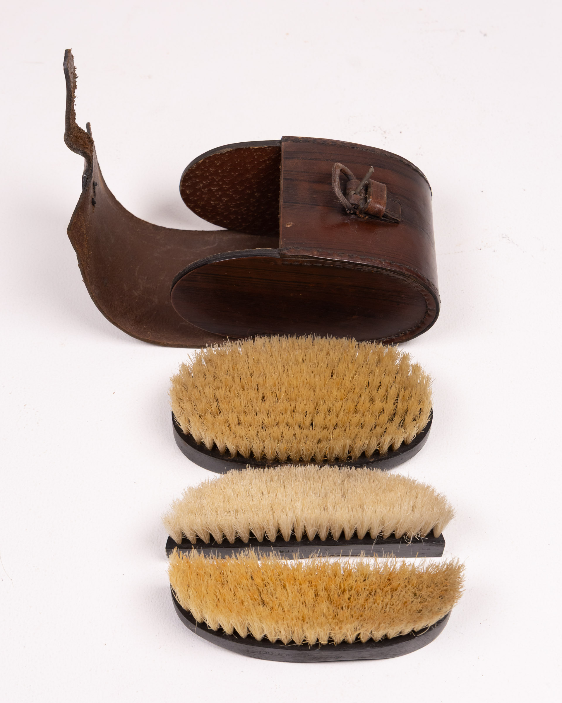 Vintage Leather Cased Shaving Brush Set, Grooming Kit with 3 Brushes