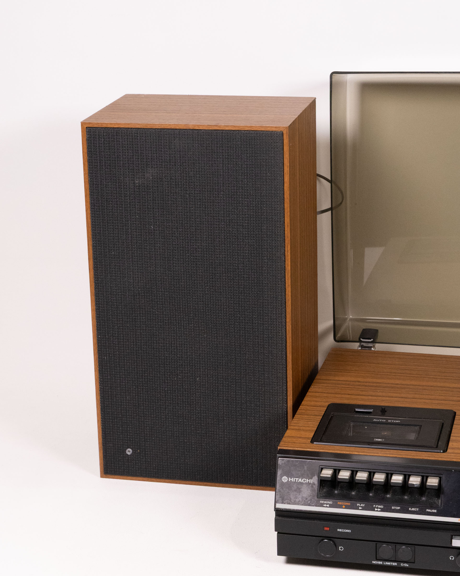 Vintage Hitachi Stereo Music System with Garrard Turntable & Speakers - Image 3