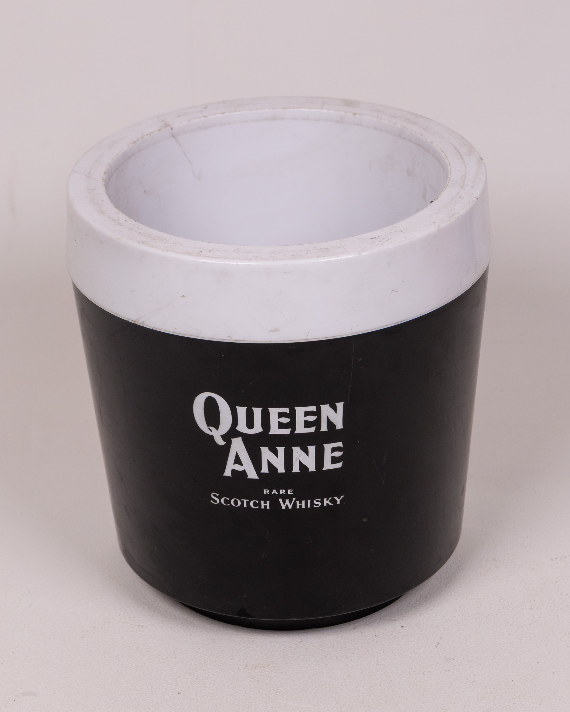 Queen Anne Scotch Whisky Ice Bucket with Stewart Base