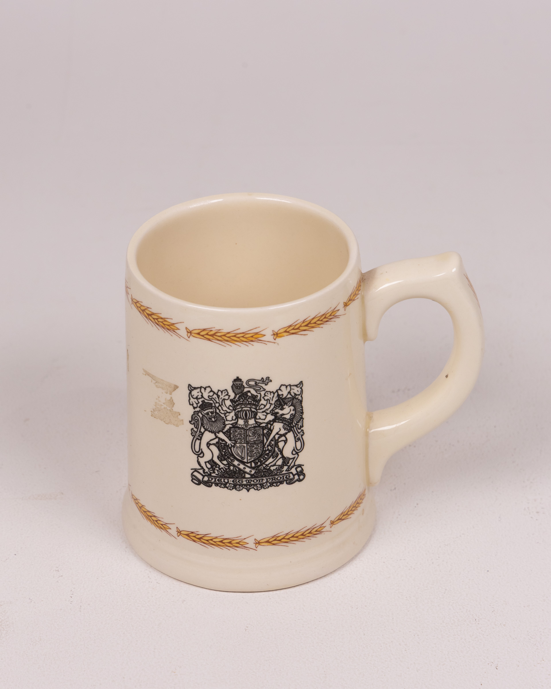 Vintage Royal Doulton England Mug, Royal Coat of Arms & ‘ER’ Design