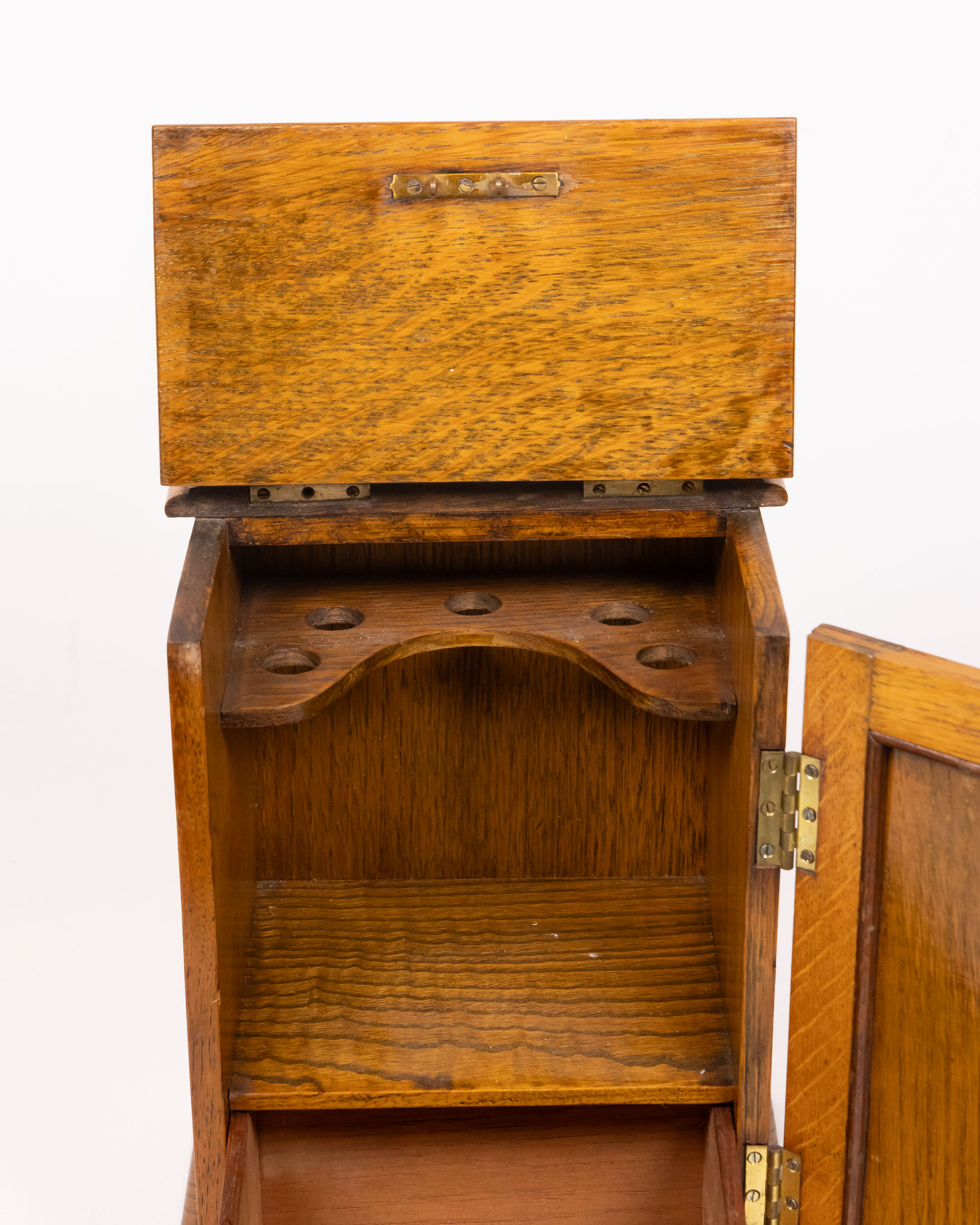 Vintage Oak Tobacco Pipe Box with Drawer and Embossed Panel - Image 5