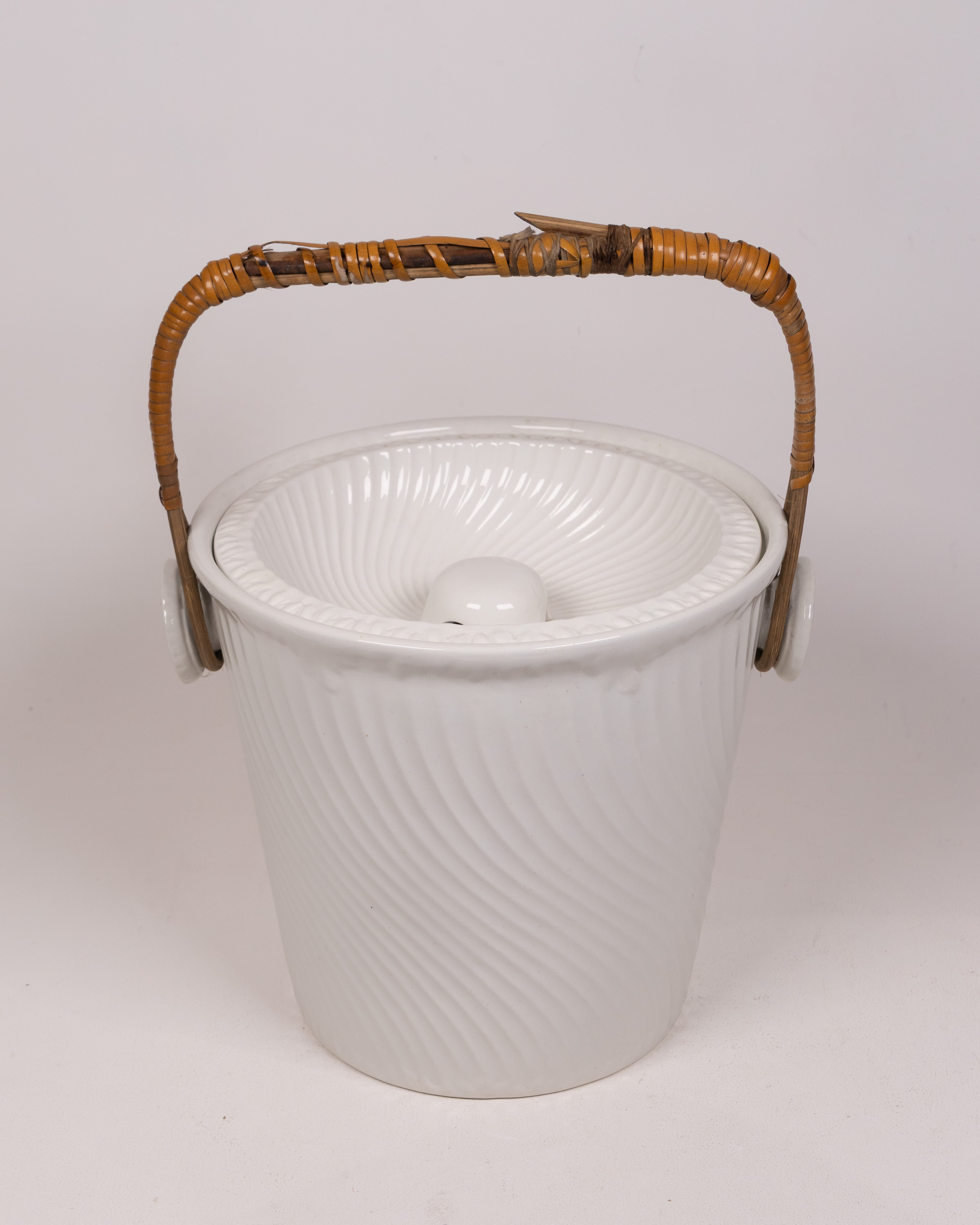 Elegant White Ceramic Milk Seperater with Rattan Handle