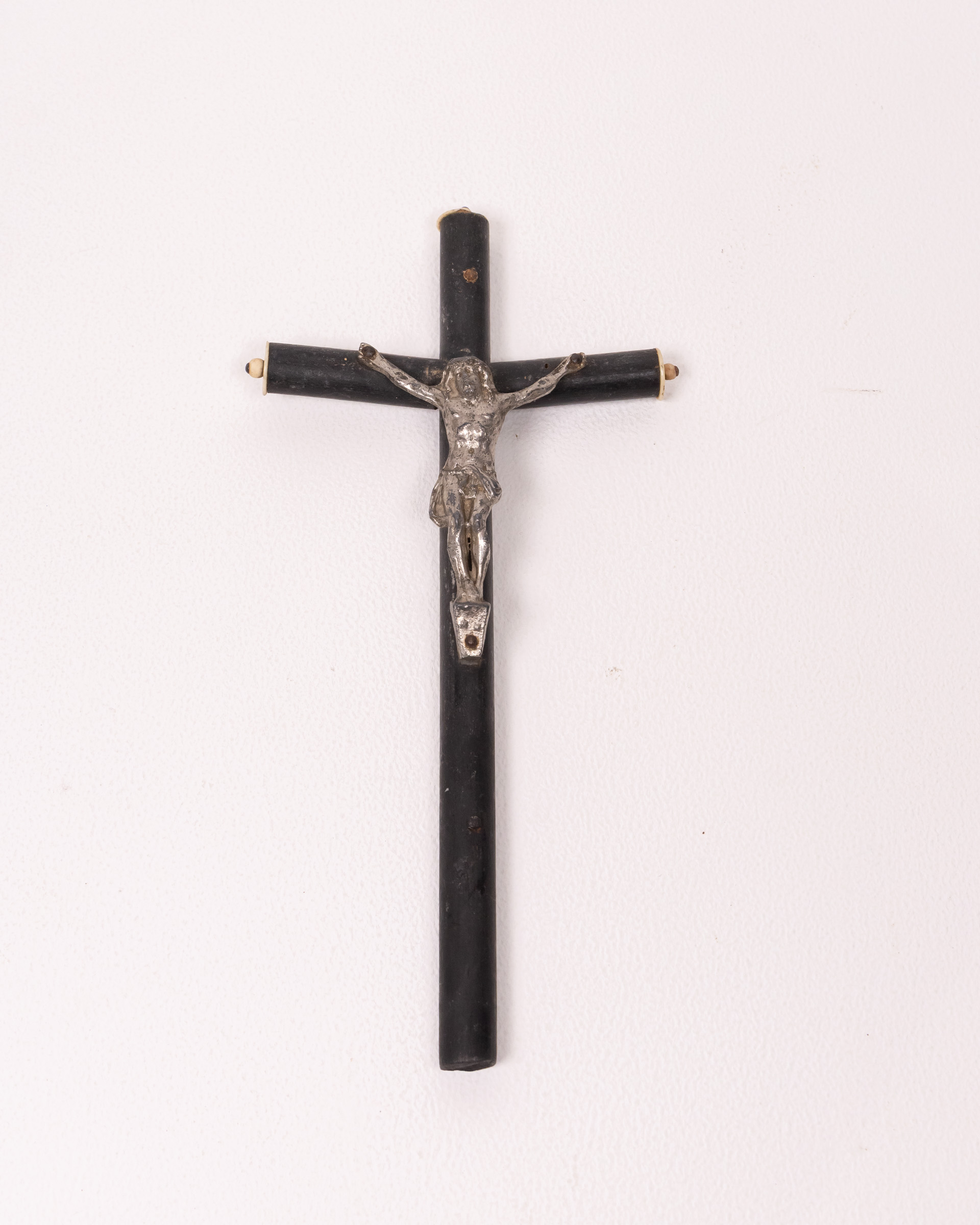 Vintage Black Wood & Silver Tone Metal Crucifix Religious Artefact