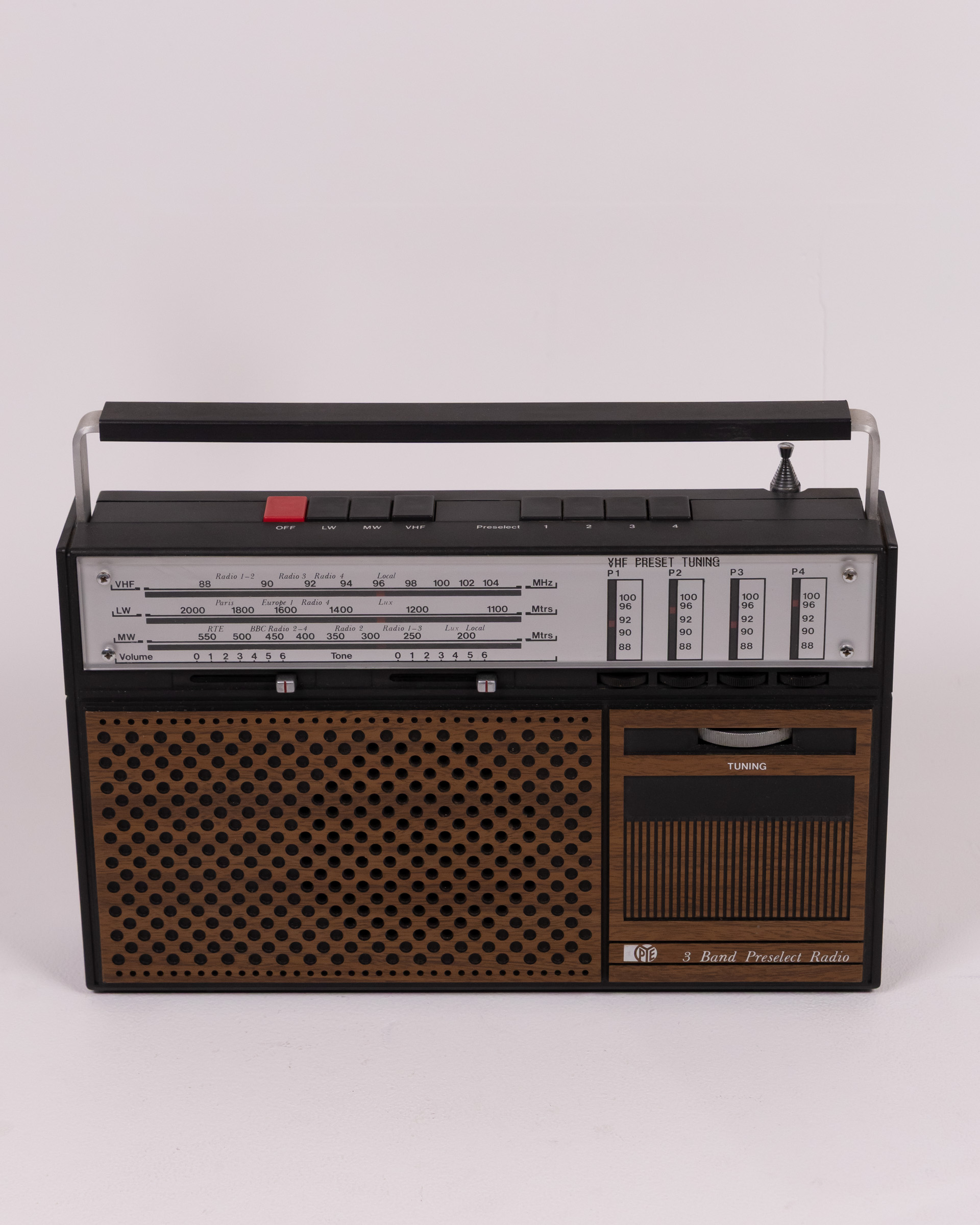 Vintage CPC 3 Band Radio with Preselect Feature