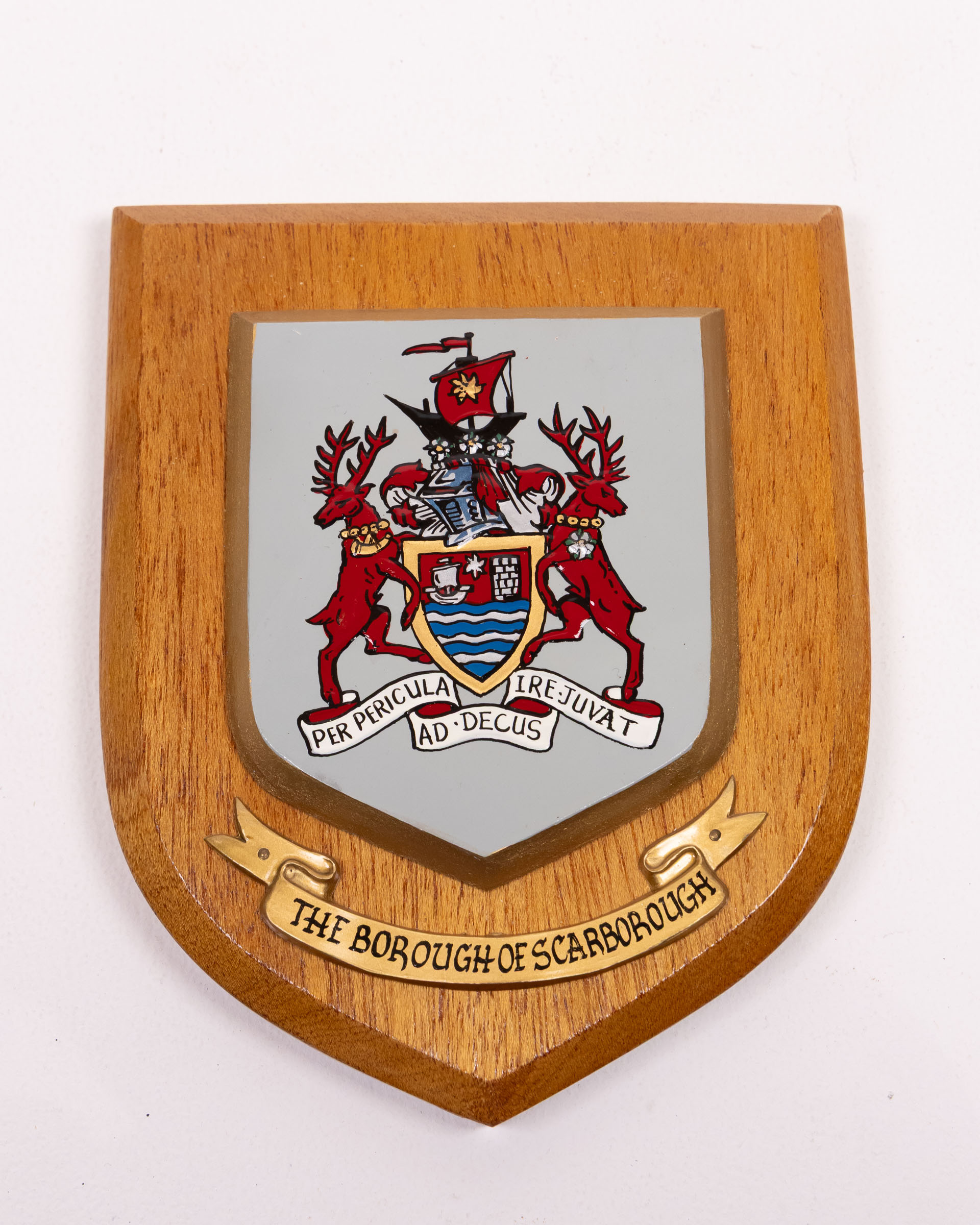 Borough of Scarborough Wood Crest with Metal Plaque