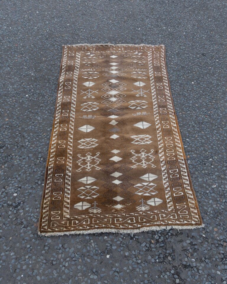 Vintage Brown Turkish Wool Rug with Geometric Design JR20