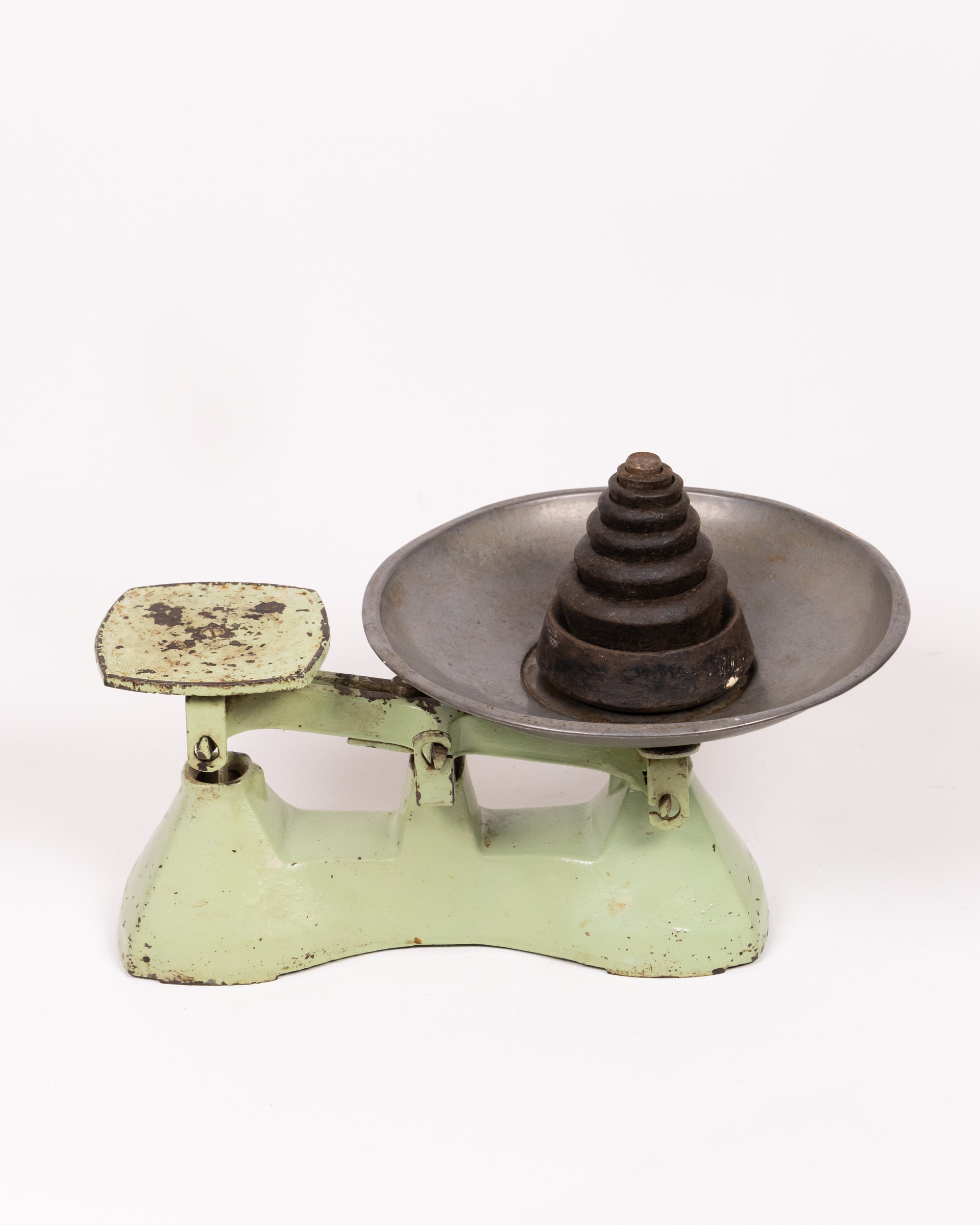 Vintage Lincoln Green Kitchen Scales with Weights
