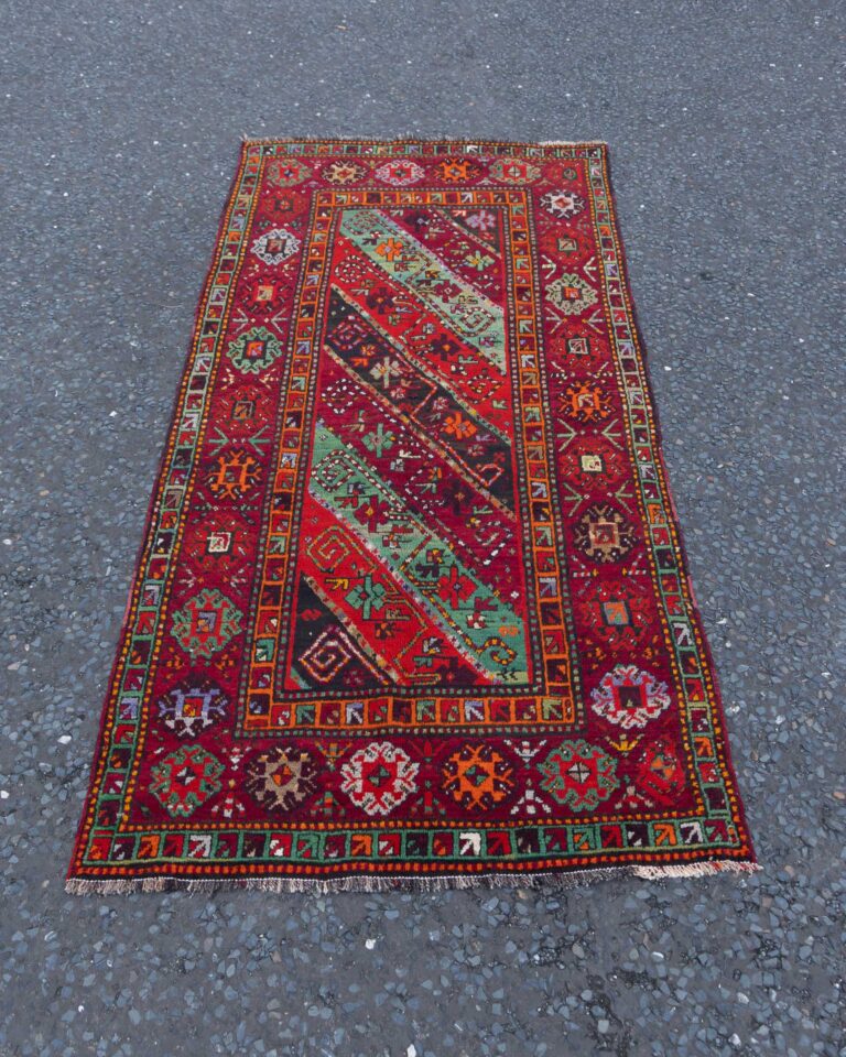 Vintage Red Wool Rug with Geometric Patterns JR4