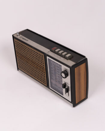 Vintage Sonix Radio with FM/SW/MW/LW Bands