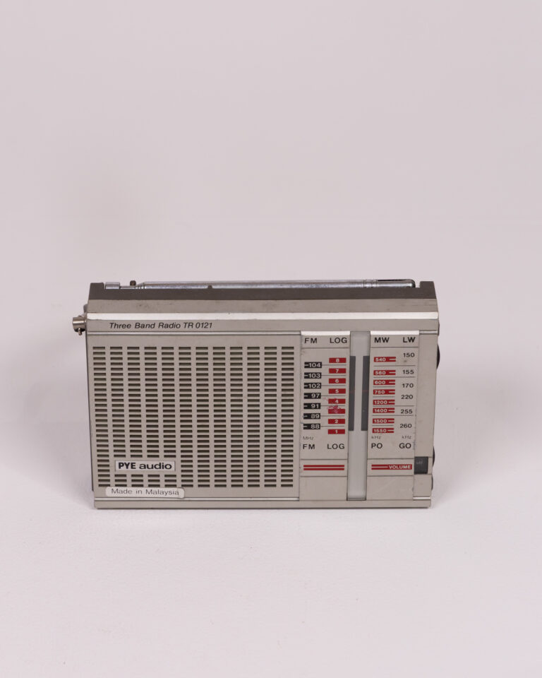 Vintage PYE Audio Radio TR 0121 with Three Bands