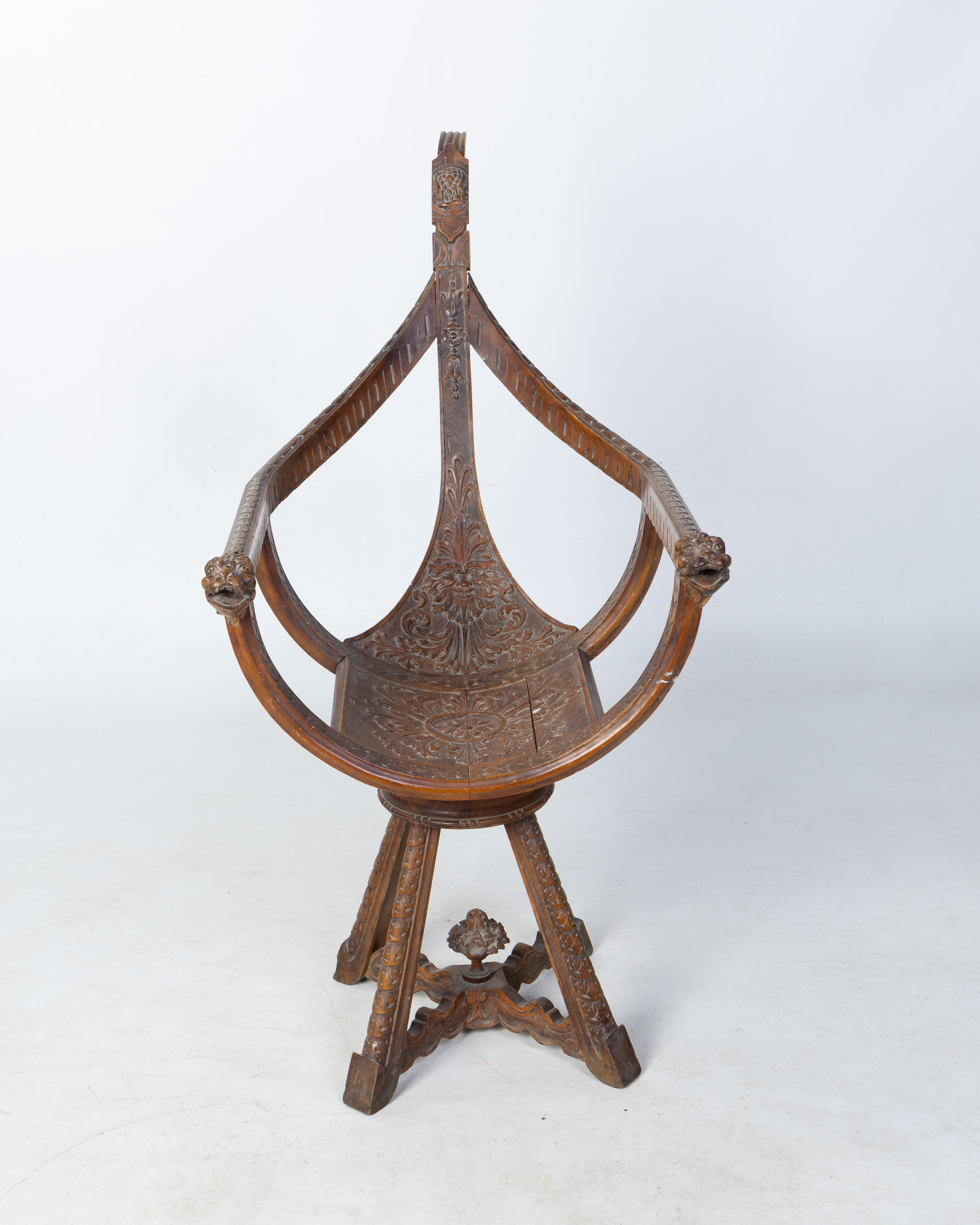 Antique Venetian Gondola Chair with Lion Armrests