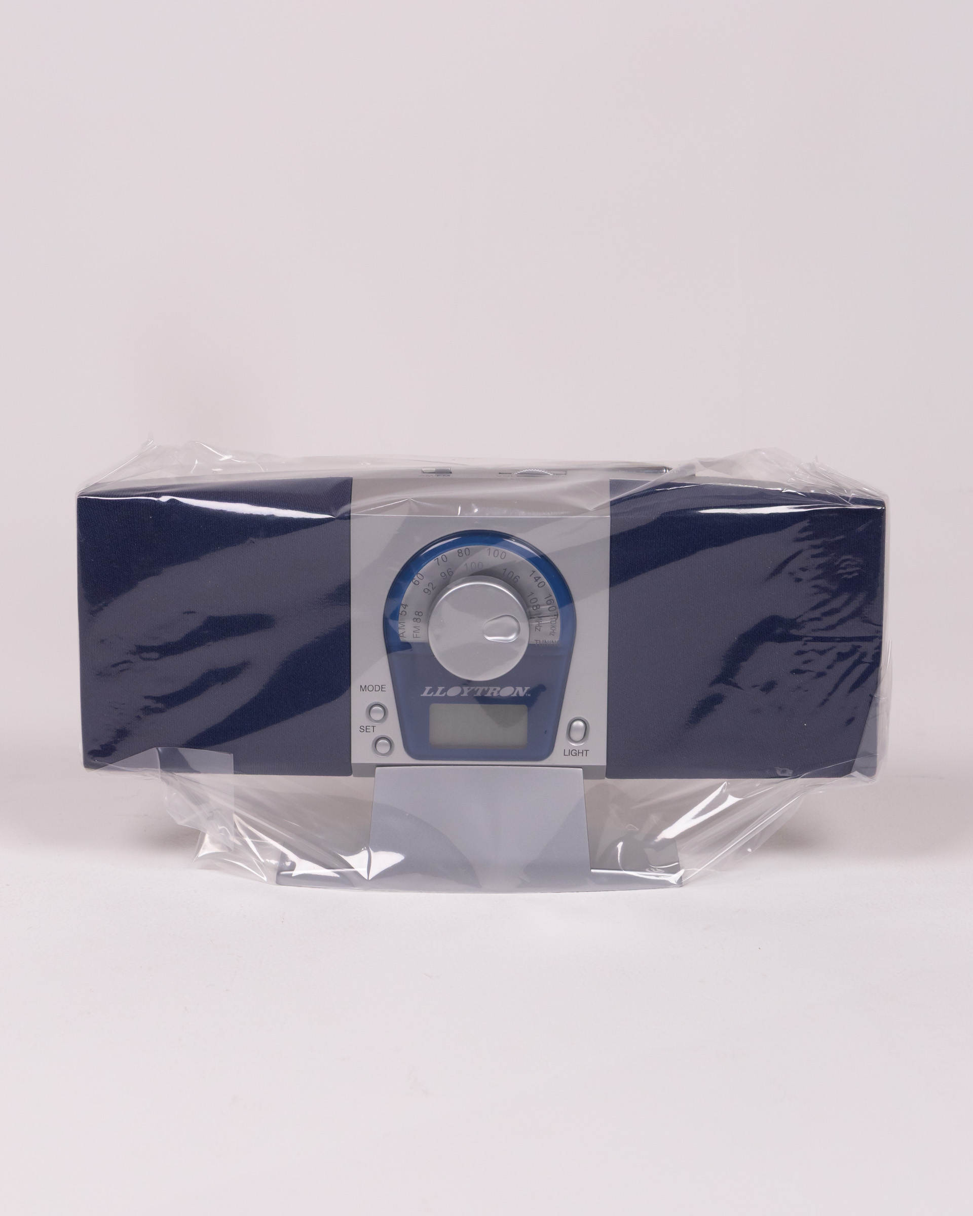 Lloytron AM/FM Radio with LCD Digital Alarm Clock