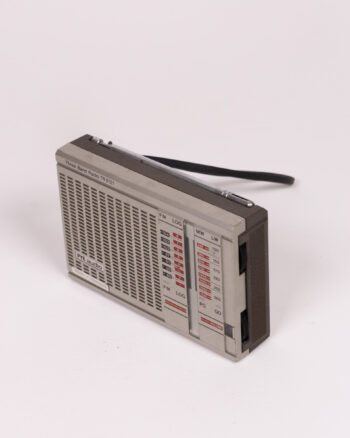 Vintage PYE Audio Radio TR 0121 with Three Bands