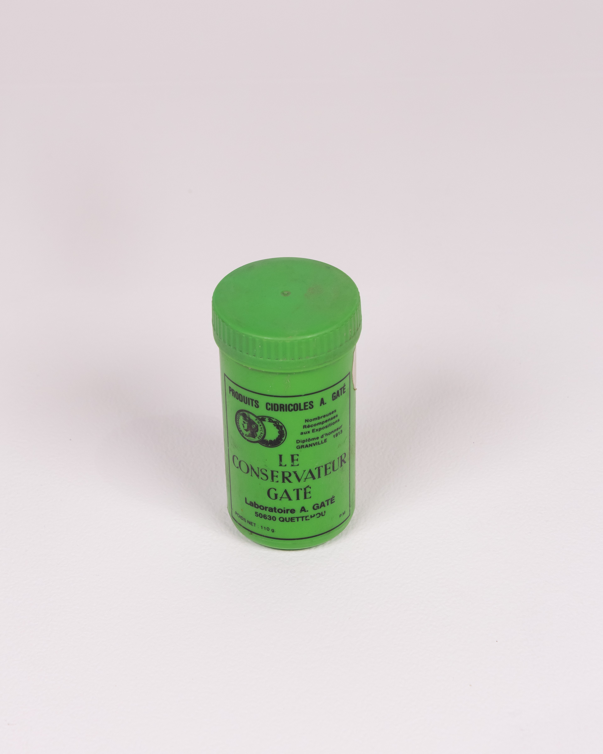 Vintage ‘Le Conservateur Gate’ Plastic Jar