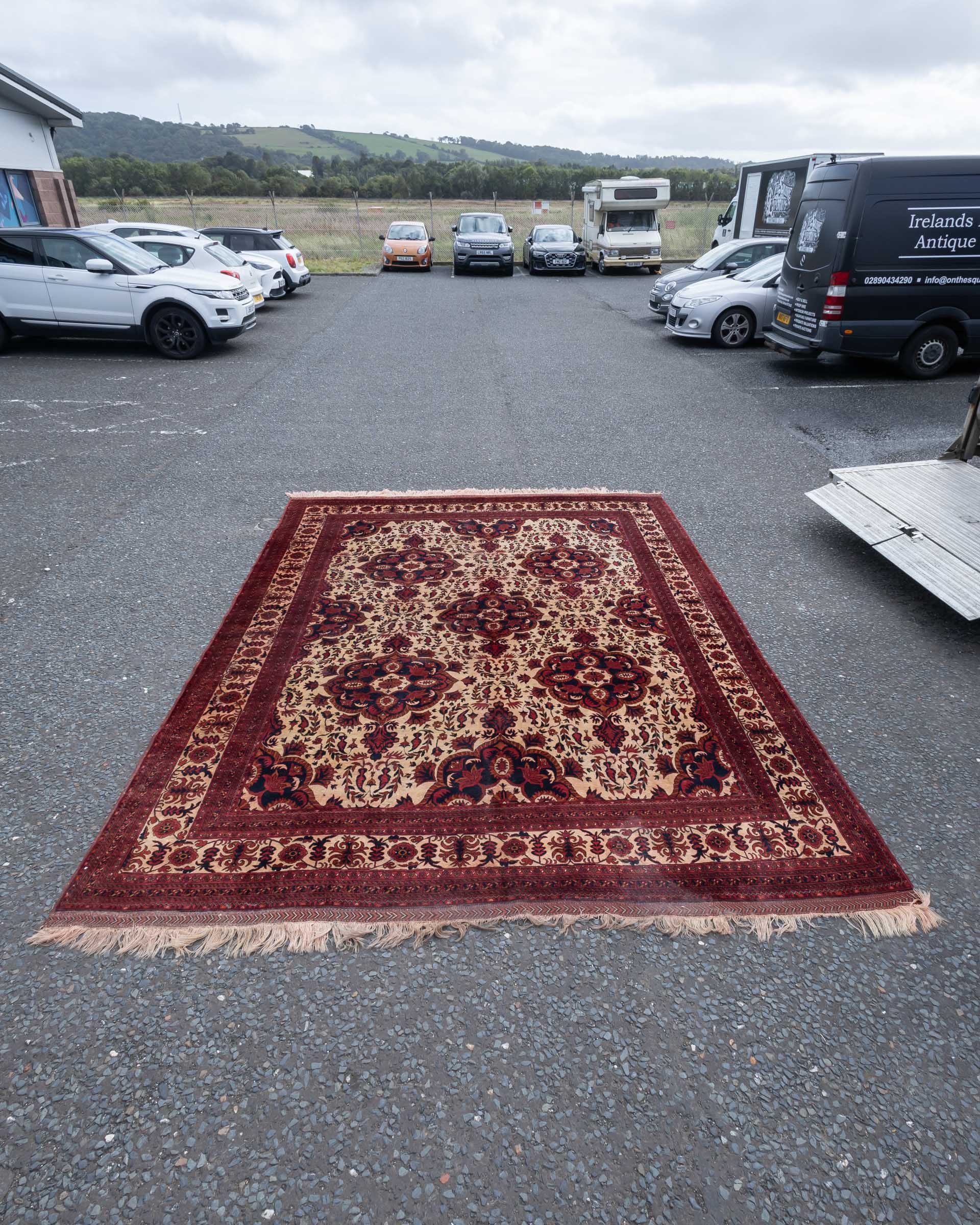 Persian Style Rug with Floral Design JR1